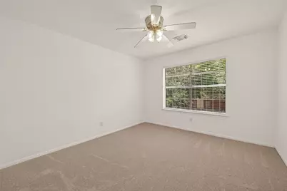 2431 Parkwood Lane, Sugar Land, TX 77479 - Photo 14