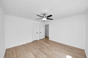 9014 Arcidian Forest Dr, Houston, TX 77088 - Photo 26