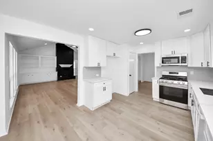 9014 Arcidian Forest Dr, Houston, TX 77088 - Photo 18