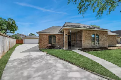 9014 Arcidian Forest Drive, Houston, TX 77088 - Photo 2
