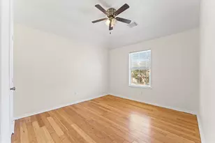 12011 Cobbs Creek Ct, Houston, TX 77067 - Photo 10