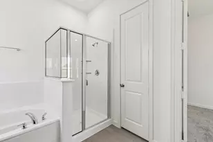 6707 Alejandro Pl, Baytown, TX 77523 - Photo 18