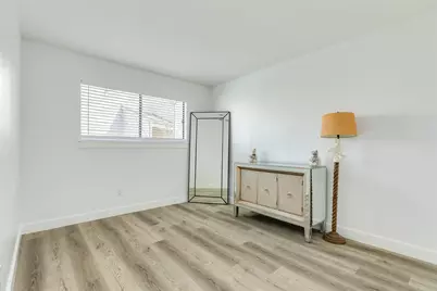 3220 69th Street #F5, Galveston, TX 77551 - Photo 18