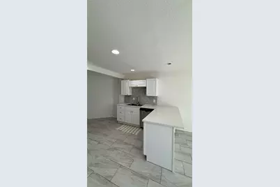 1426 Shawnee Street, Houston, TX 77034 - Photo 8