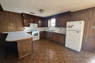 3843 7th Ave, Port Arthur, UT 77642 - Photo 10