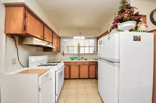 9701 Foredale St, Houston, TX 77075 - Photo 8