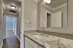 1102 Baffin Ln, Houston, TX 77090 - Photo 12