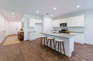 2911 Roman Forest Blvd, New Caney, TX 77357 - Photo 10