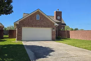 4802 Julia Ct, Pasadena, TX 77505 - Photo 1