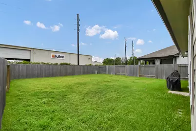 14506 Tundra Swan Drive, Houston, TX 77049 - Photo 30