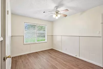 6401 Rowan Lane, Houston, TX 77074 - Photo 10