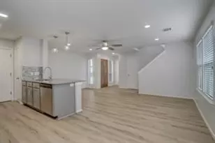 1304 Robin St, Houston, TX 77019 - Photo 4