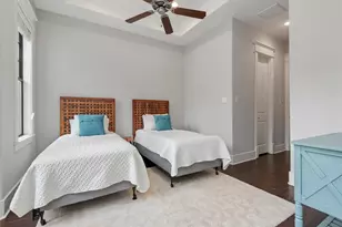 5825 Petty St, Houston, TX 77007 - Photo 16