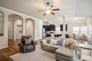 8914 Hummingbird Gln Ct, Tomball, TX 77375 - Photo 6