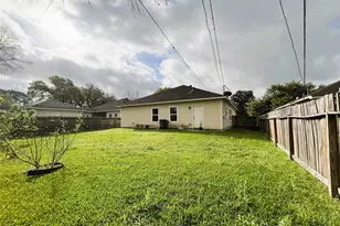 3206 Druid St, Houston, TX 77091 - Photo 18