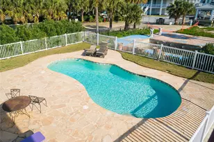 16619 Bayfront Dr, Jamaica Beach, TX 77554 - Photo 12