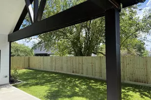 101 Bermuda Cir, Montgomery, TX 77356 - Photo 10