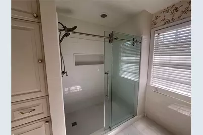 11910 Laurie Lane, Houston, TX 77024 - Photo 20