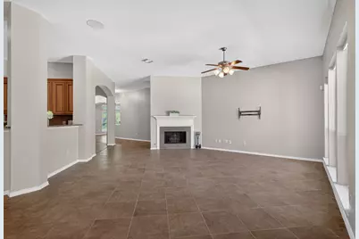2906 Grand Shore Court, League City, TX 77573 - Photo 16