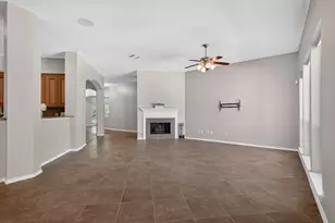 2906 Grand Shore Ct, League City, TX 77573 - Photo 16