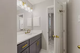 2322 Meadow Briar Dr, Sugar Land, TX 77498 - Photo 28
