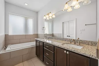 617 W 24th Street, Houston, TX 77008 - Photo 20