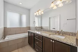 617 W 24th St, Houston, TX 77008 - Photo 20
