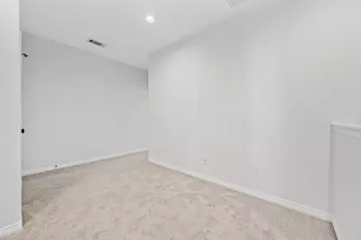 617 W 24th Street, Houston, TX 77008 - Photo 16