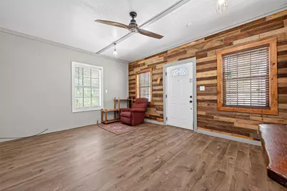 364 County Road 3892 W, Cleveland, TX 77328 - Photo 10