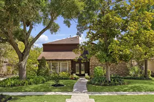 11523 Highgrove Dr, Houston, TX 77077 - Photo 2