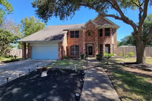 13602 Somersworth Dr, Houston, TX 77041 - Photo 2