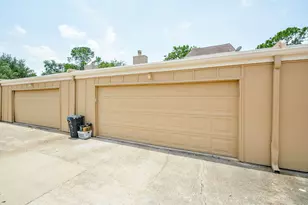 2321 Crescent Park Dr, Houston, TX 77077 - Photo 32