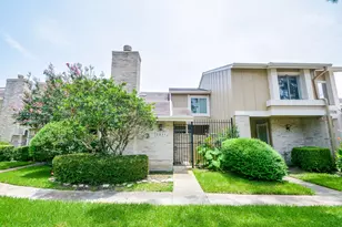 2321 Crescent Park Dr, Houston, TX 77077 - Photo 2