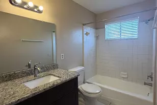 1410 Blalock Rd, Houston, TX 77055 - Photo 6