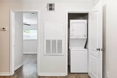 427 W 16th Street #5, Houston, TX 77008 - Photo 8