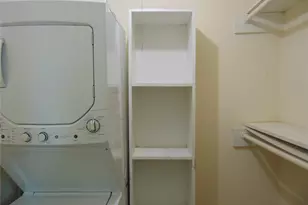 215 Postoffice St, Galveston, TX 77550 - Photo 14