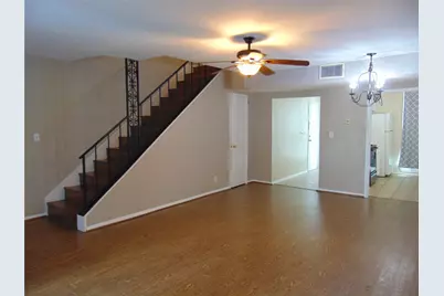 215 Post Office Street #802, Galveston, TX 77550 - Photo 2