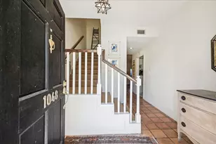 1048 Augusta Dr, Houston, TX 77057 - Photo 2