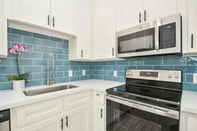 1441 East Street #302, Houston, TX 77007 - Photo 12