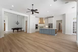 35 Avalon Oaks Ct, Shenandoah, TX 77381 - Photo 12