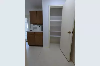 13422 Sarento Village, Sugar Land, TX 77498 - Photo 8