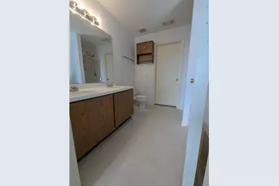 13422 Sarento Village, Sugar Land, TX 77498 - Photo 30