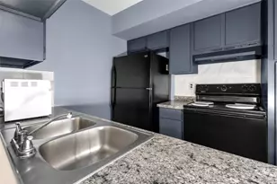 8433 Hearth Dr, Houston, TX 77054 - Photo 10
