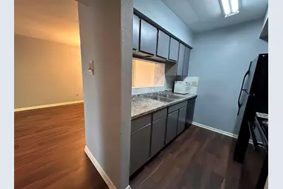 8433 Hearth Drive, Houston, TX 77054 - Photo 6