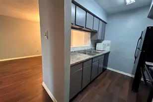 8433 Hearth Dr, Houston, TX 77054 - Photo 6