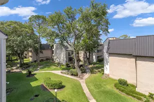 8433 Hearth Dr, Houston, TX 77054 - Photo 2