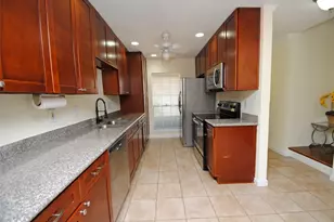 12739 Huntingwick Dr, Houston, TX 77024 - Photo 8