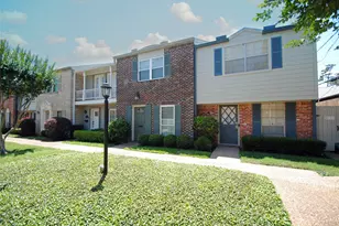 12739 Huntingwick Dr, Houston, TX 77024 - Photo 2