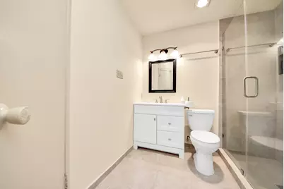 9433 Pagewood Ln, Houston, TX 77063 - Photo 18