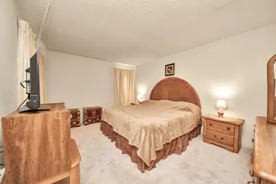 9433 Pagewood Ln, Houston, TX 77063 - Photo 22